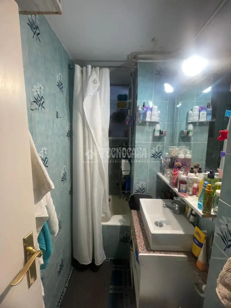 Badezimmer von Wohnung zum Verkauf in Madrid