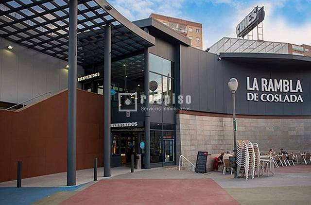 Local comercial en Venta en Valleaguado - La Cañada