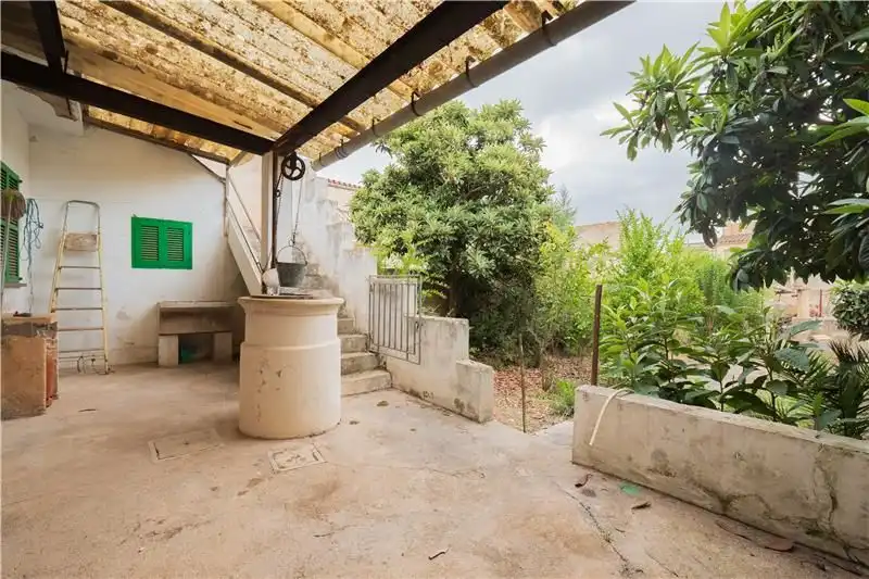 House with garden for sale in Petra, imagen 2