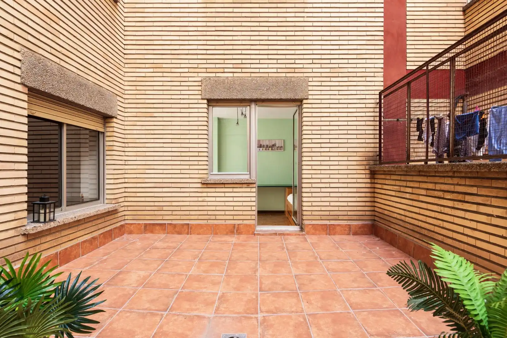 Piso en venta en Avenida ALIERTA, CESAREO, 42, Parque Miraflores