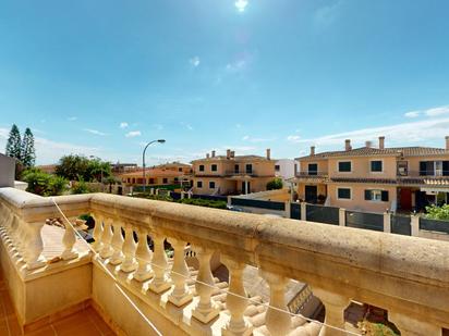 Vista exterior de Casa adosada en venda en Marratxí amb Terrassa