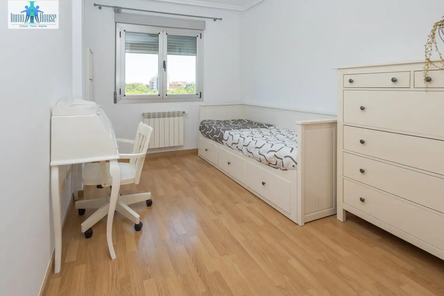 Habitación de Piso en venta en Albacete con Aire acondicionado, Calefacción y Trastero