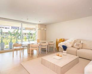 Living room of Flat to rent in Pozuelo de Alarcón  with Air Conditioner, Heating and Terrace