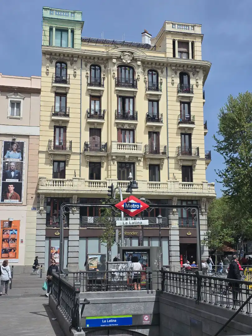 Wohnung zur Miete in Calle de Oriente, Palacio, Centro