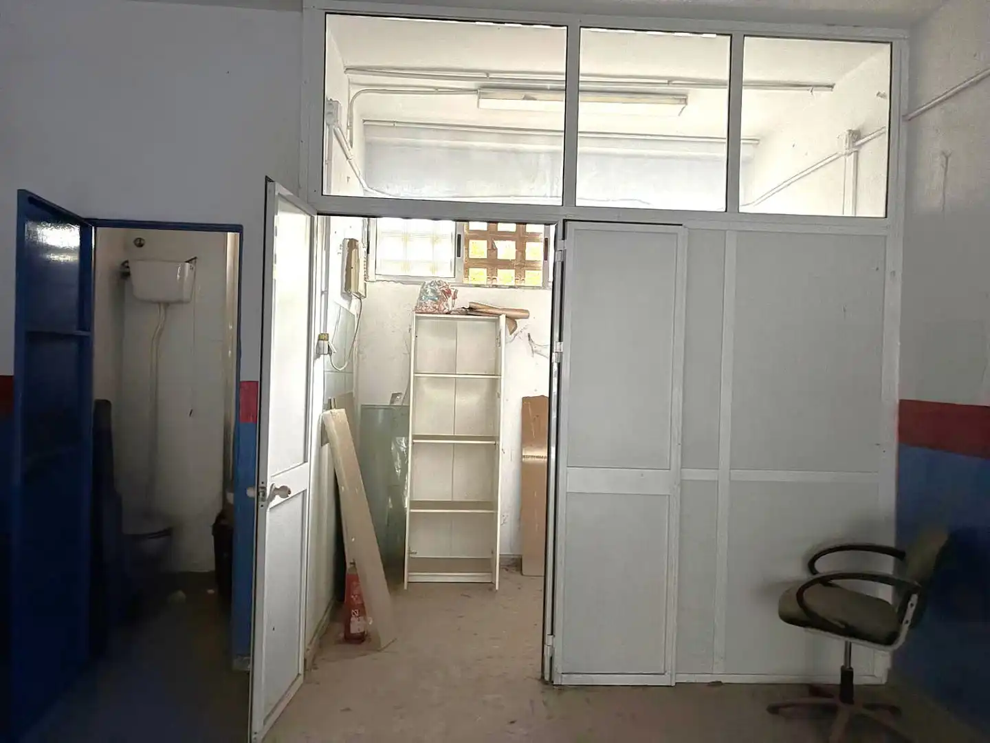 Business premises for sale in Sur, imagen 2