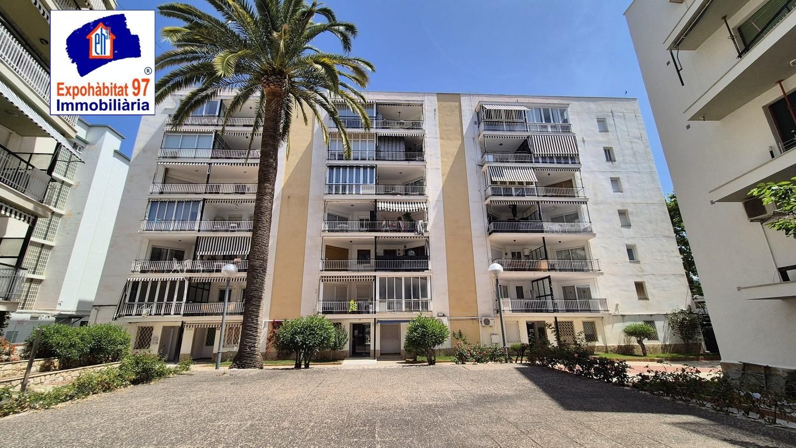 Exterior view of Apartment for sale in Salou  with Private garden, Parquet flooring and Terrace