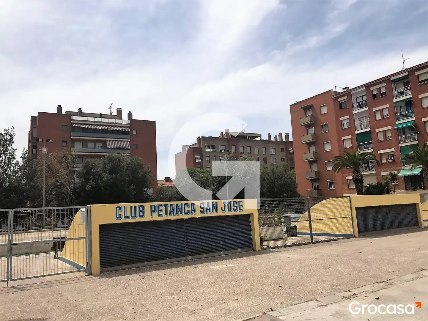 Aparcament de Pis en venda en Sant Feliu de Llobregat amb Aire condicionat, Calefacció i Moblat