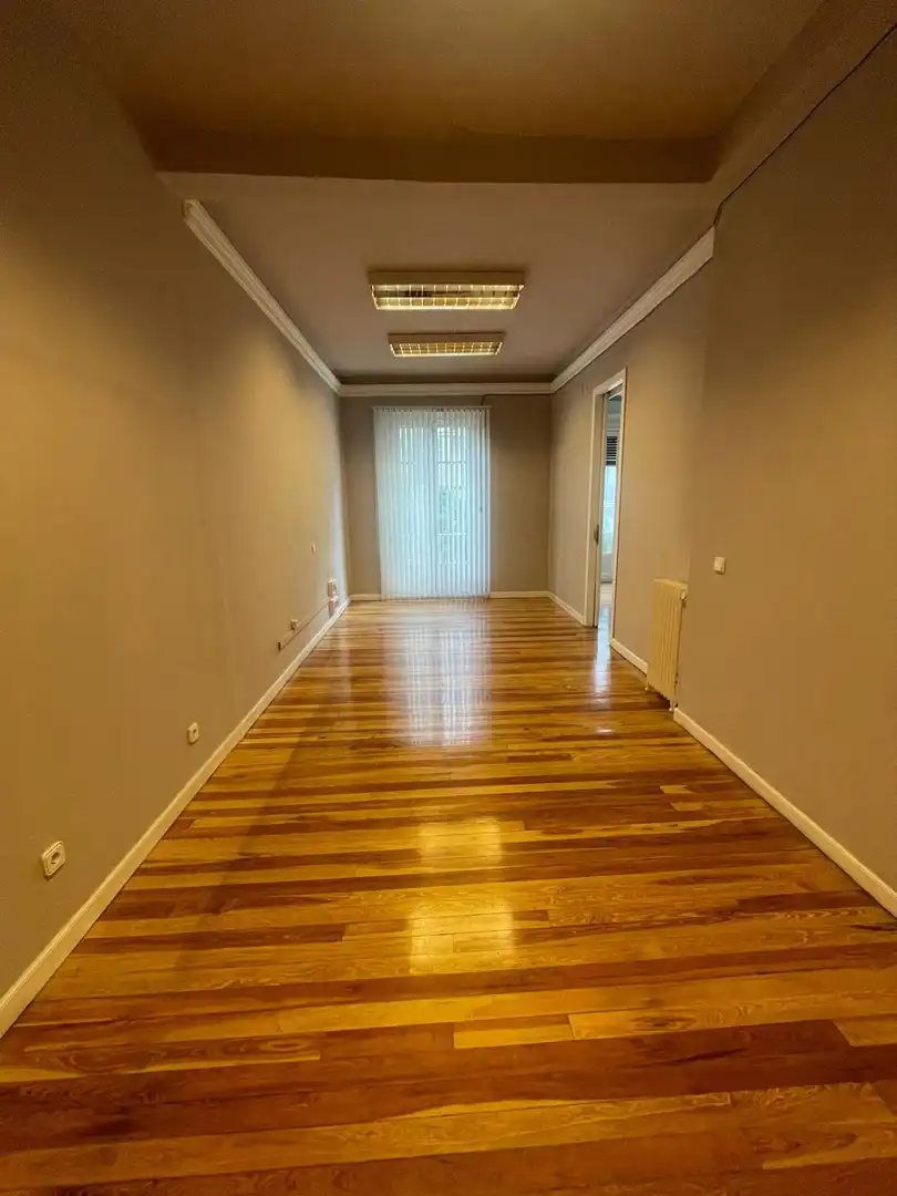 Office space with lift to rent in Calle Calle Miguel Iscar, imagen 25