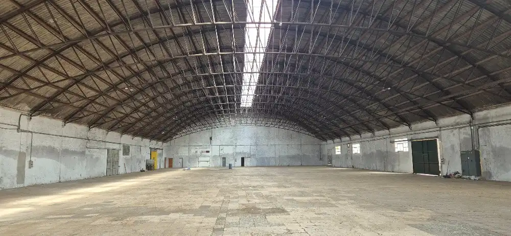 Vista exterior de Nave industrial en venta en La Gineta