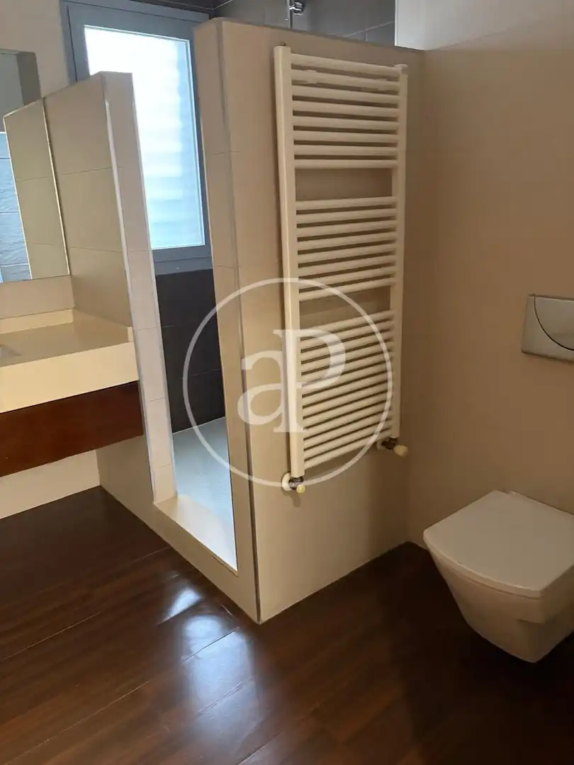 Bathroom of Houses for rent in Torrent  with Air Conditioner, Heating and Private garden