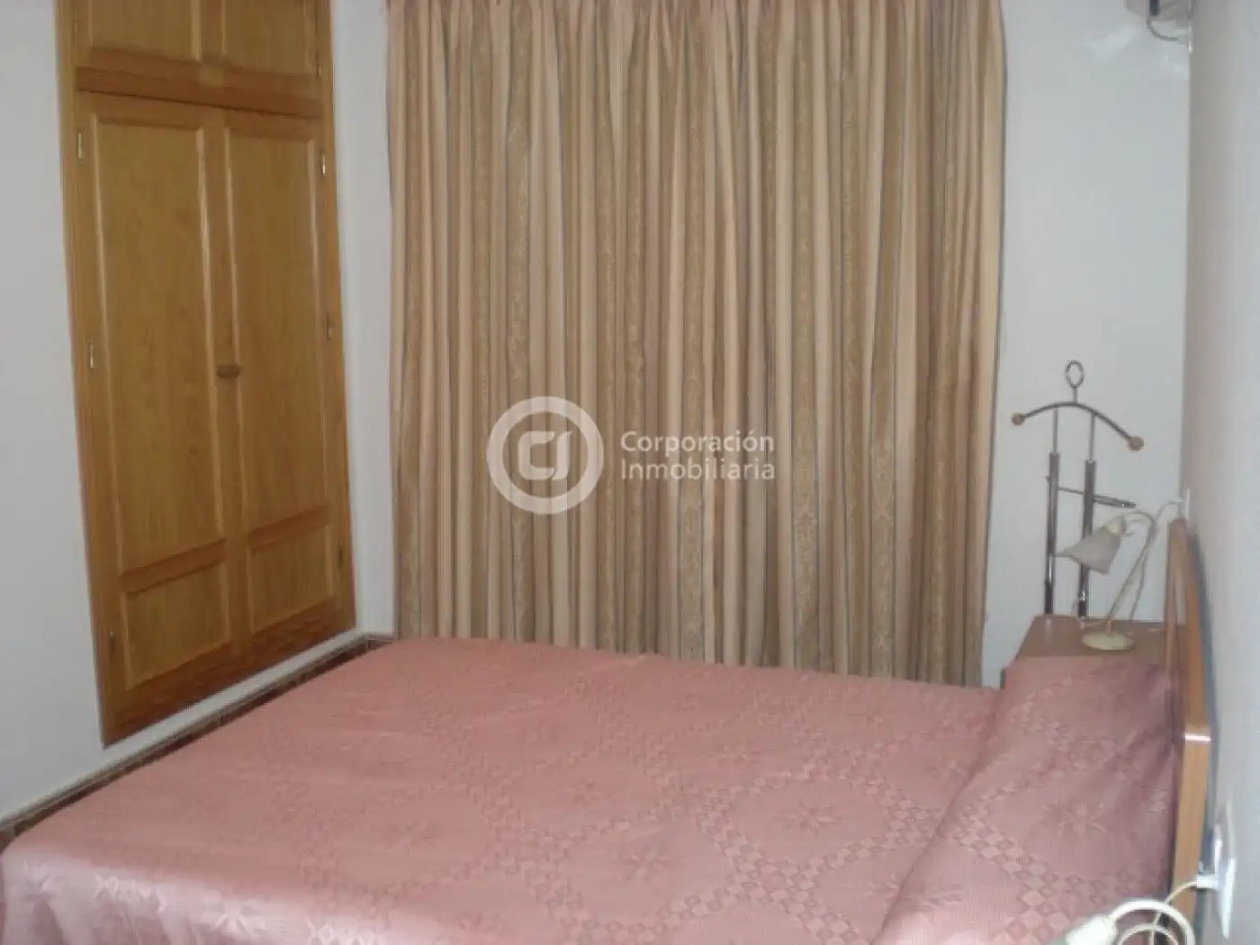 Dormitori de Apartament en venda en Lorca amb Jardí privat, Moblat i Balcó