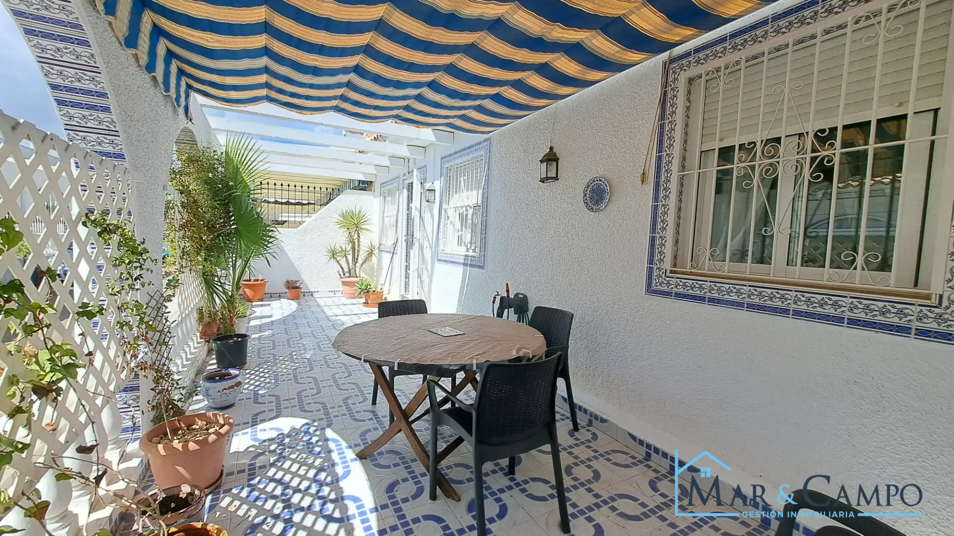 Adosado con jardín en venta en Calle Géminis, imagen 4