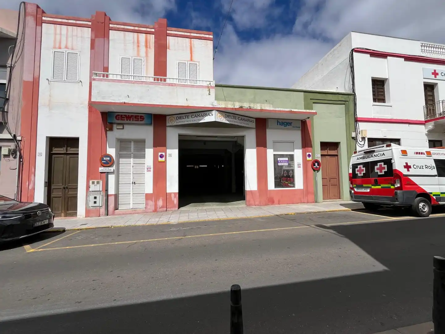 Business premises to rent in Calle Pérez Galdós 13