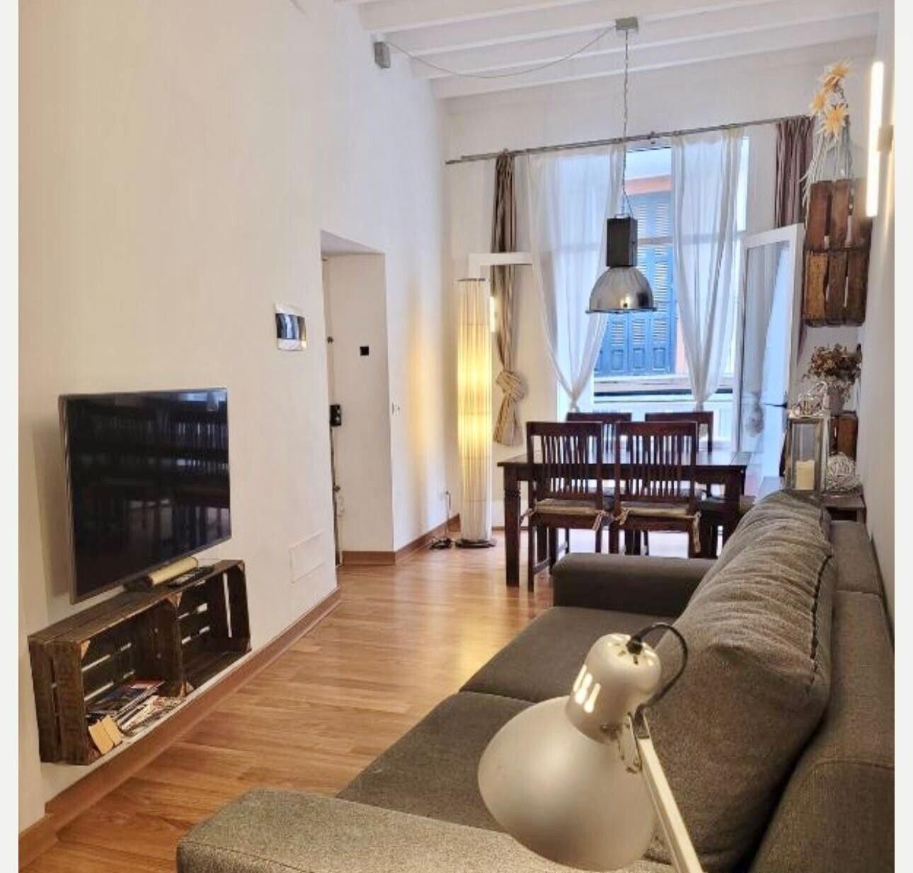 Sala d'estar de Apartament de lloguer en  Palma de Mallorca amb Moblat