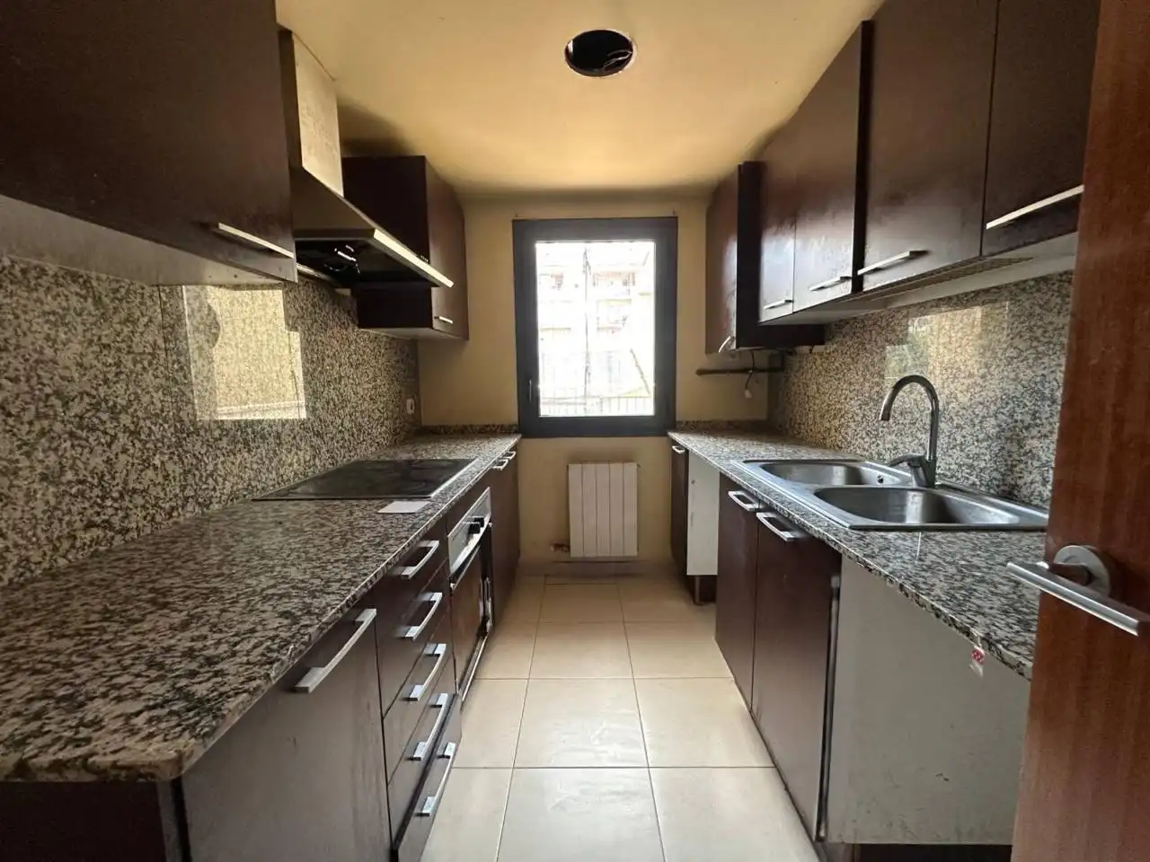 Cocina de Piso en venta en Olot, Girona