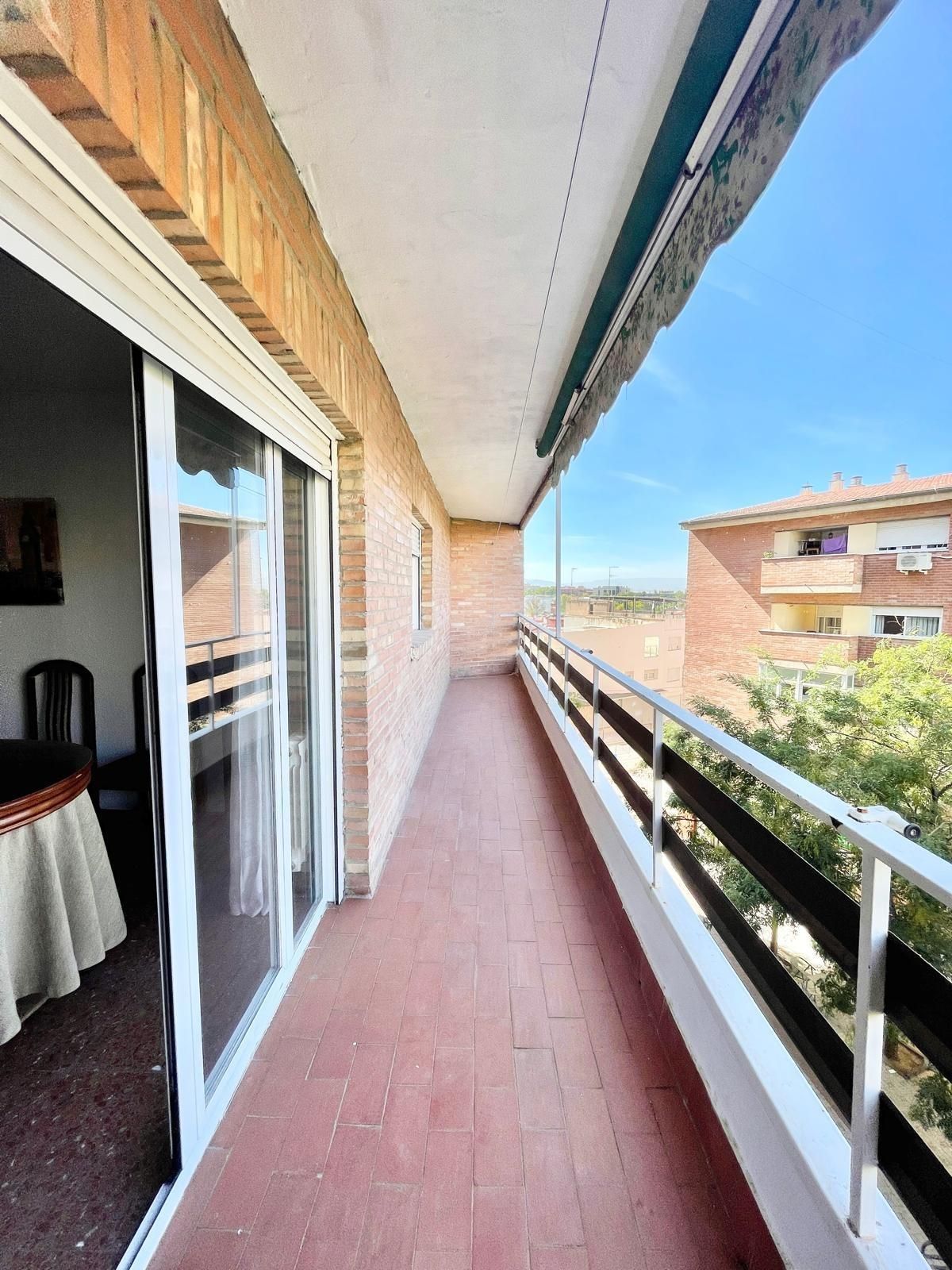 Exterior view of Flat to share in  Granada Capital  with Heating and Terrace