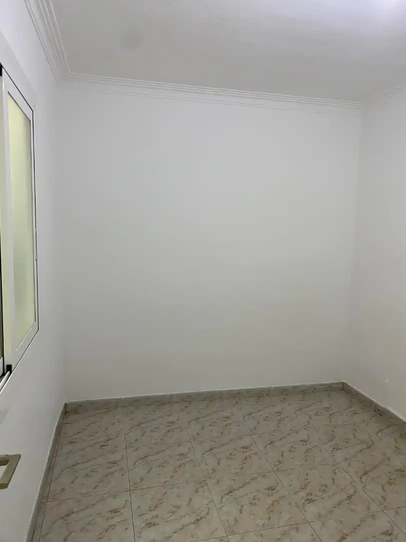 Appartamento con terrazza in vendita a Carrer de la Conca de Tremp, imagen 12