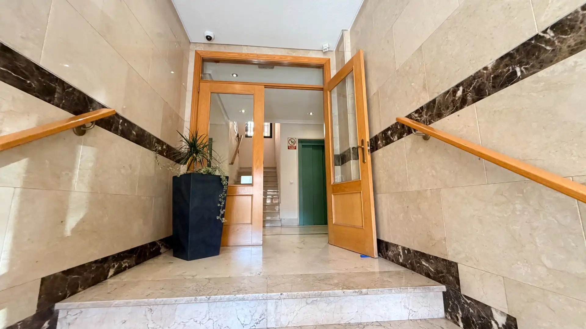 Piso con terraza en venta en Calle de Ricardo Goizueta, imagen 3