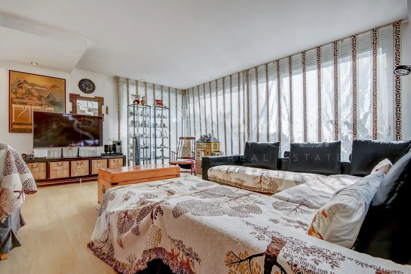 Habitación de Casa o chalet en venta en Santa Coloma de Gramenet con Aire acondicionado, Calefacción y Jardín privado