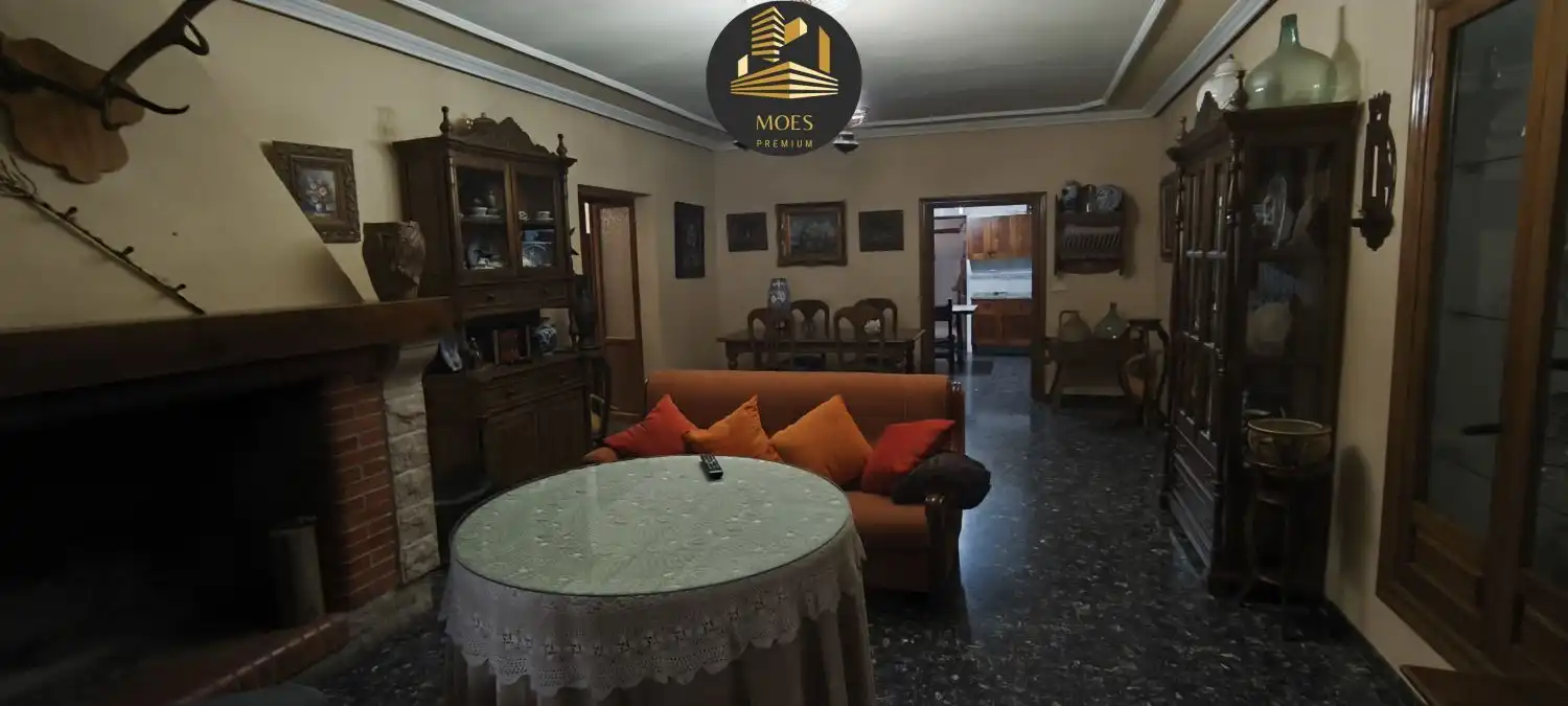 Sala de estar de Casa o chalet en venta en Rus con Terraza y Trastero