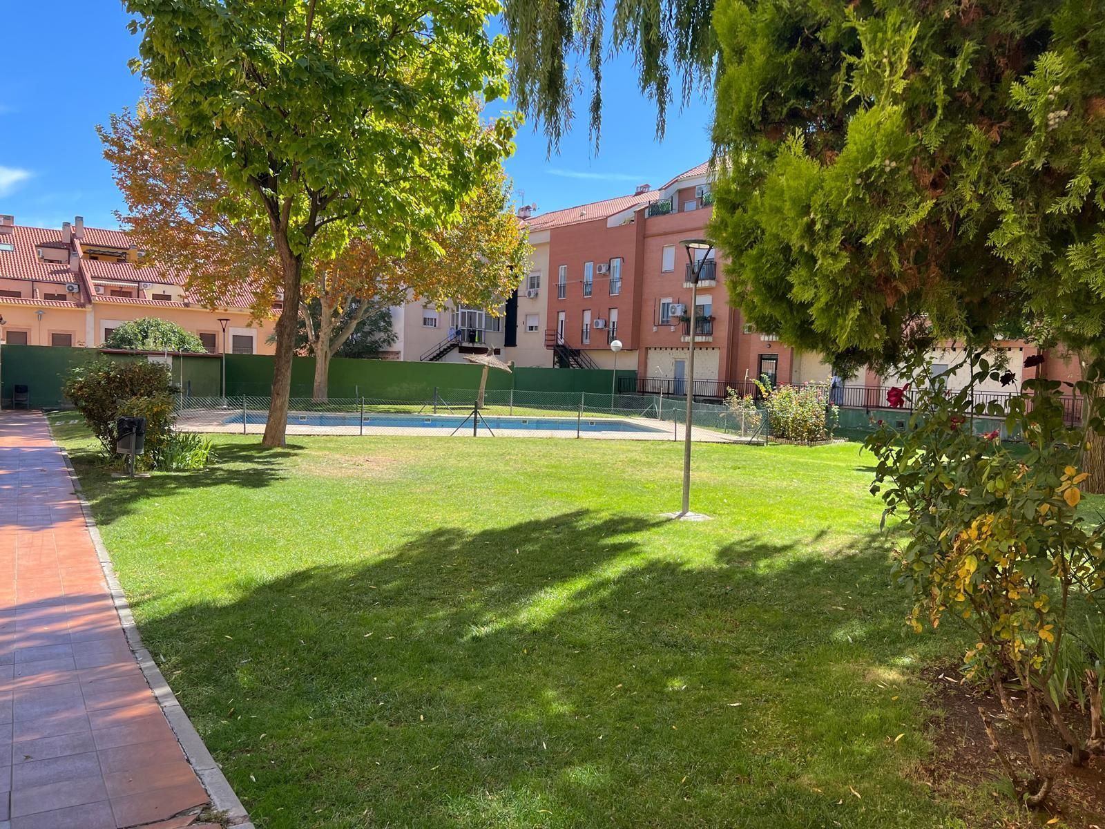 Swimming pool of Flat for sale in Ciempozuelos  with Heating and Community pool