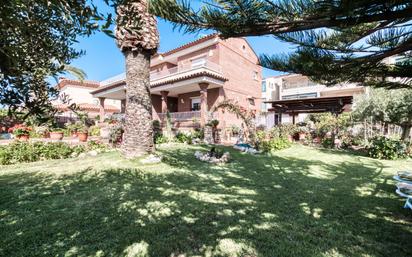 Vista exterior de Casa o xalet en venda en Cambrils amb Aire condicionat, Terrassa i Balcó