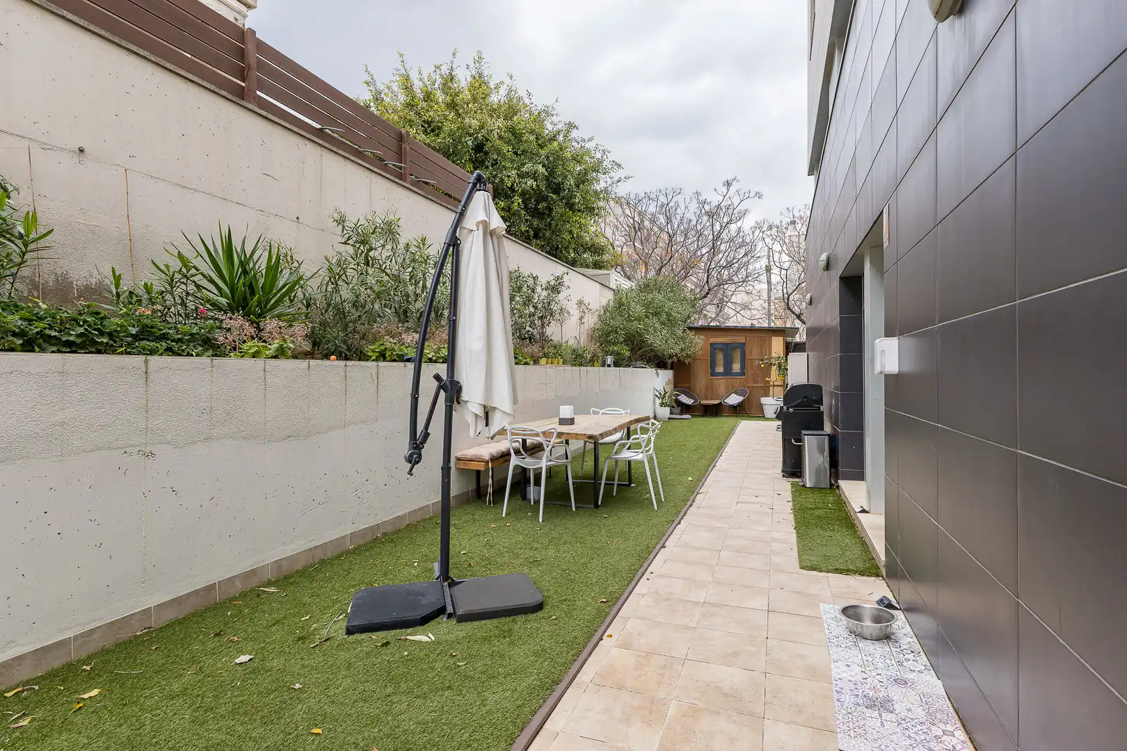 Terrasse von Wohnungen zum Verkauf in Sitges mit Klimaanlage, Heizung und Privatgarten