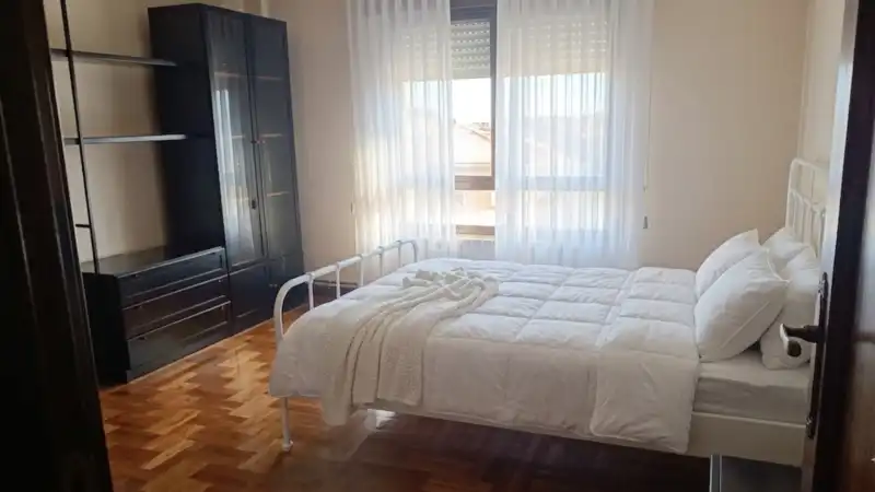 Schlafzimmer von Wohnung zur Miete in Pravia mit Heizung, Terrasse und Möbliert
