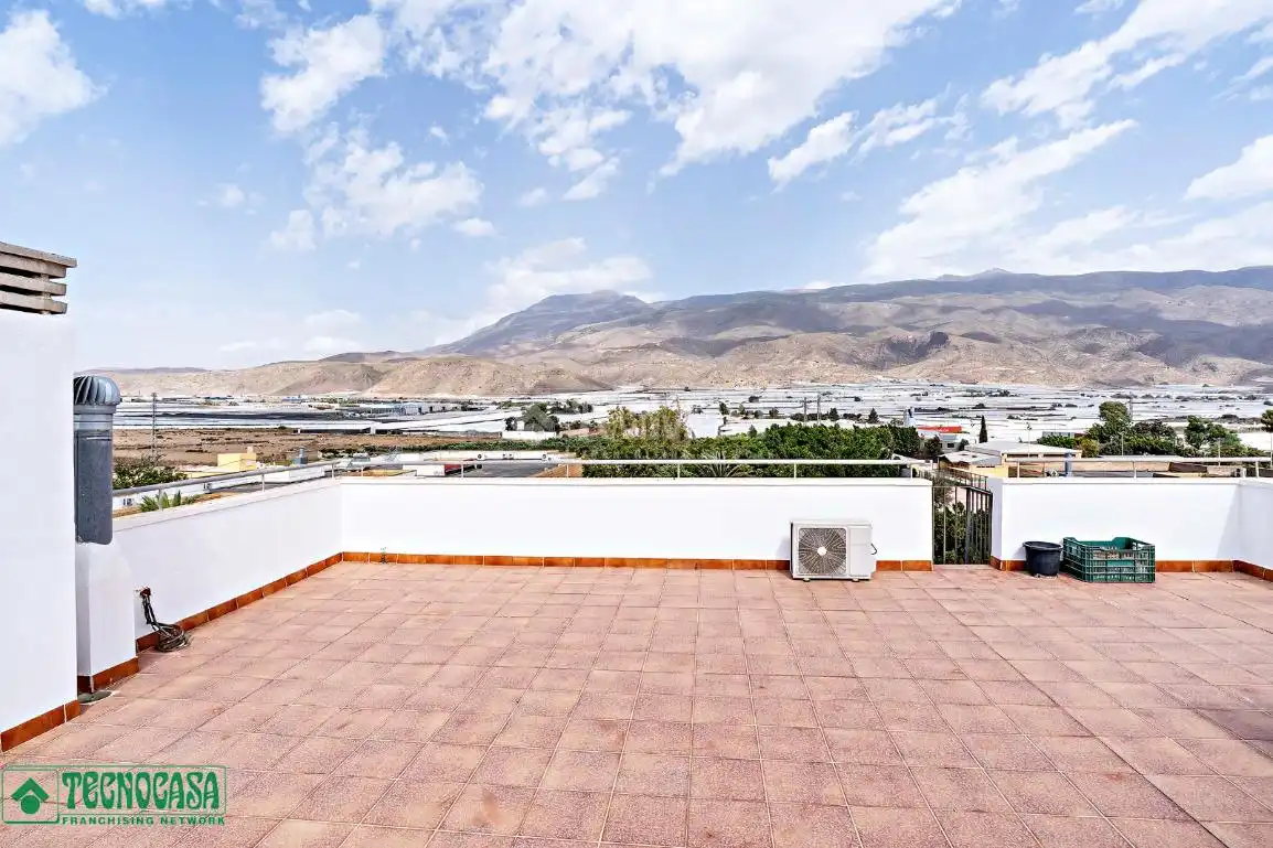 Terrasse von Dachboden zum Verkauf in El Ejido mit Klimaanlage, Heizung und Terrasse