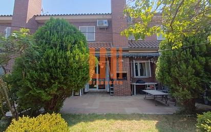 Jardí de Casa adosada en venda en Galapagar amb Aire condicionat i Terrassa