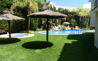 Jardí de Casa o xalet en venda en La Manga del Mar Menor amb Terrassa i Piscina