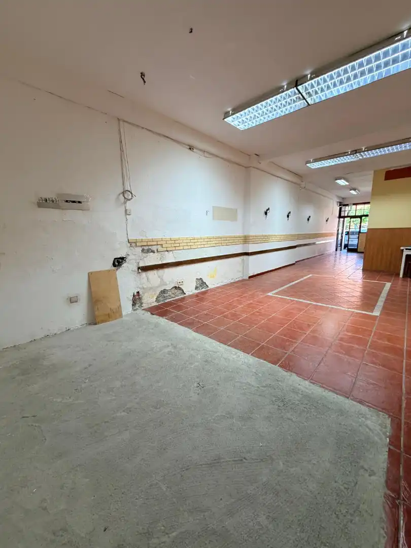 Local de lloguer en Zona Industrial