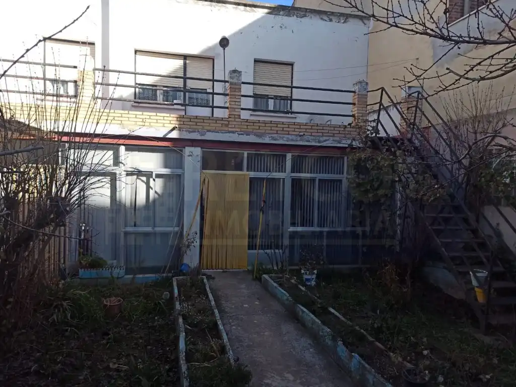 Exterior view of Houses for sale in Baños de Río Tobía  with Private garden, Swimming Pool and Balcony