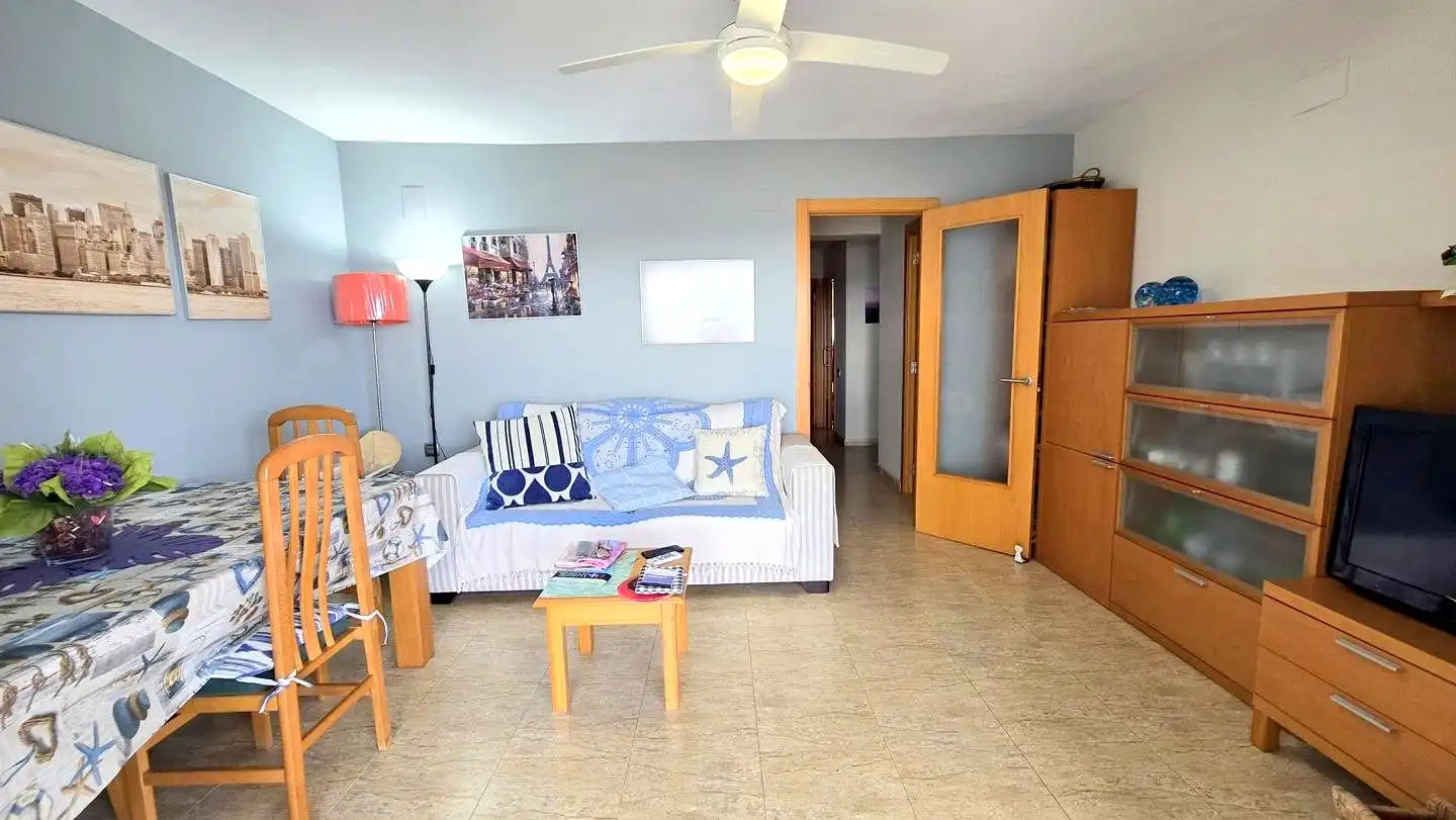 Wohnzimmer von Wohnungen zur Miete in Gandia mit Terrasse und Möbliert