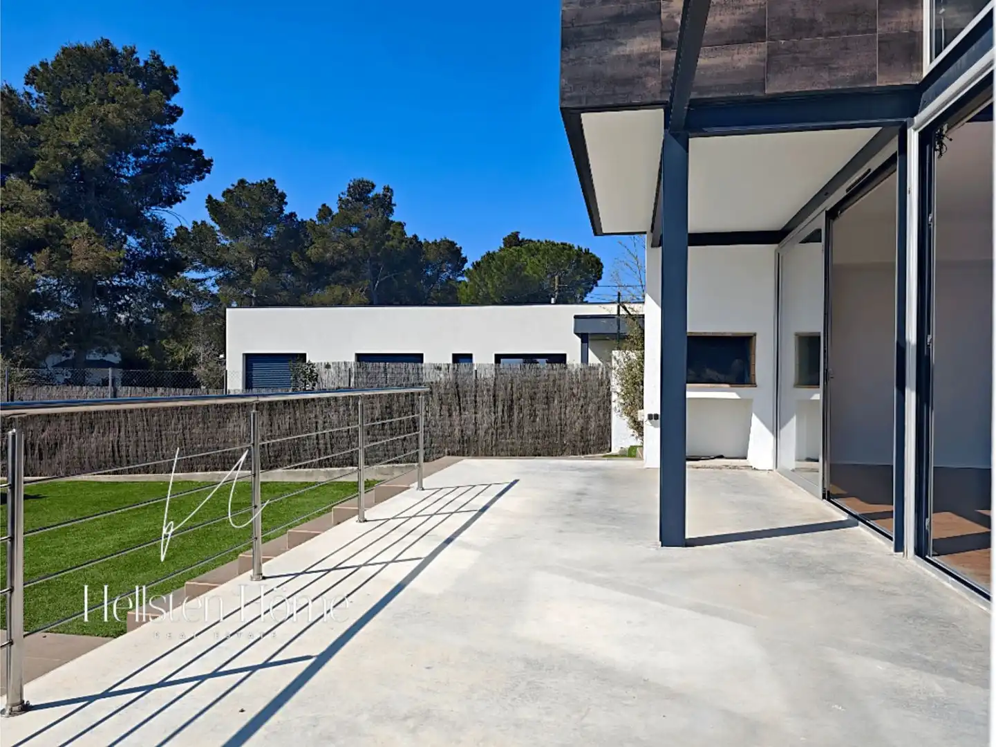 Terrassa de Casa o xalet en venda en Corbera de Llobregat amb Jardí privat, Terrassa i Traster