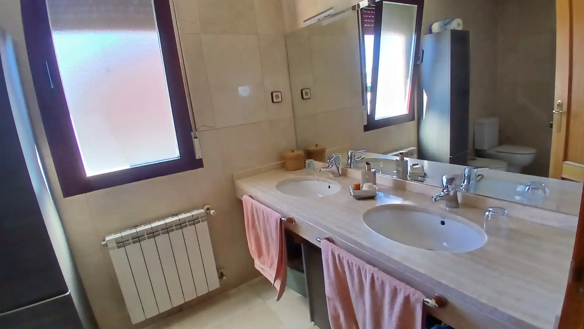 Bany de Casa o xalet en venda en Guadarrama amb Calefacció, Jardí privat i Terrassa