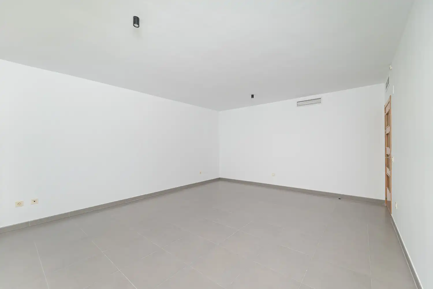Piso con terraza en venta en Benicalap, imagen 6