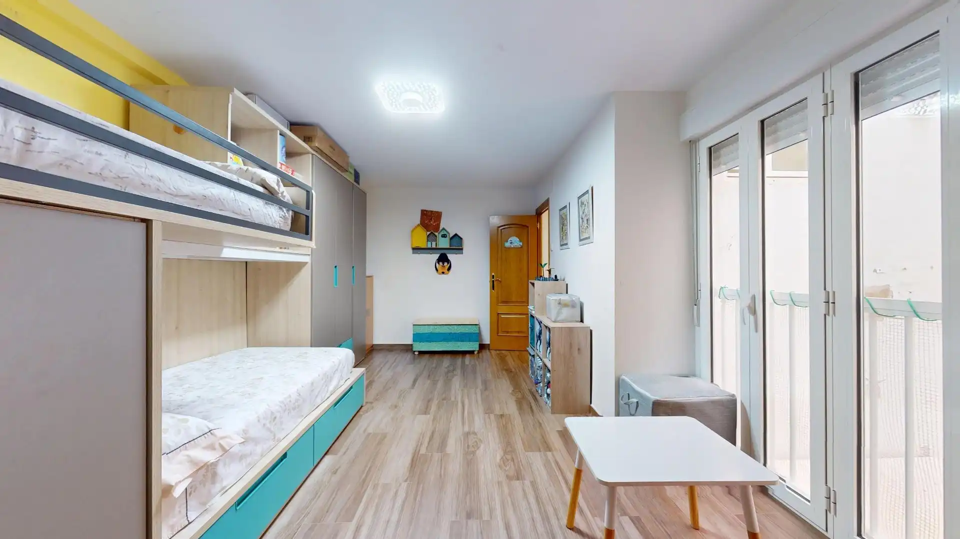Bedroom of Flat for sale in Elche / Elx  with Air Conditioner and Balcony