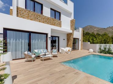 Villa avec piscine à vendre à Golf Bahía