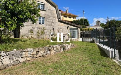 Vista exterior de Casa o xalet en venda en Vilaboa amb Calefacció, Jardí privat i Piscina