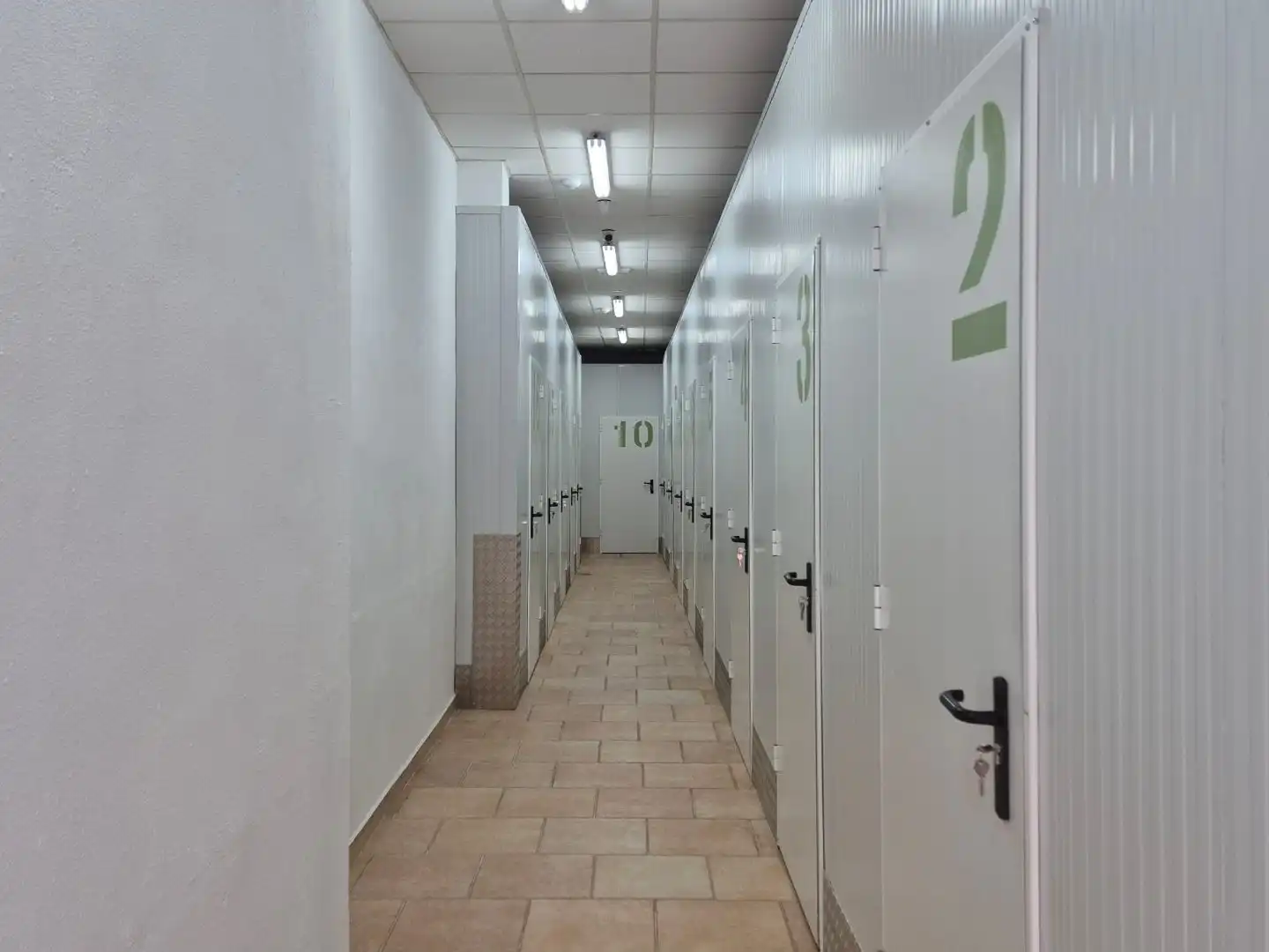 Storage room for sale in Valencia