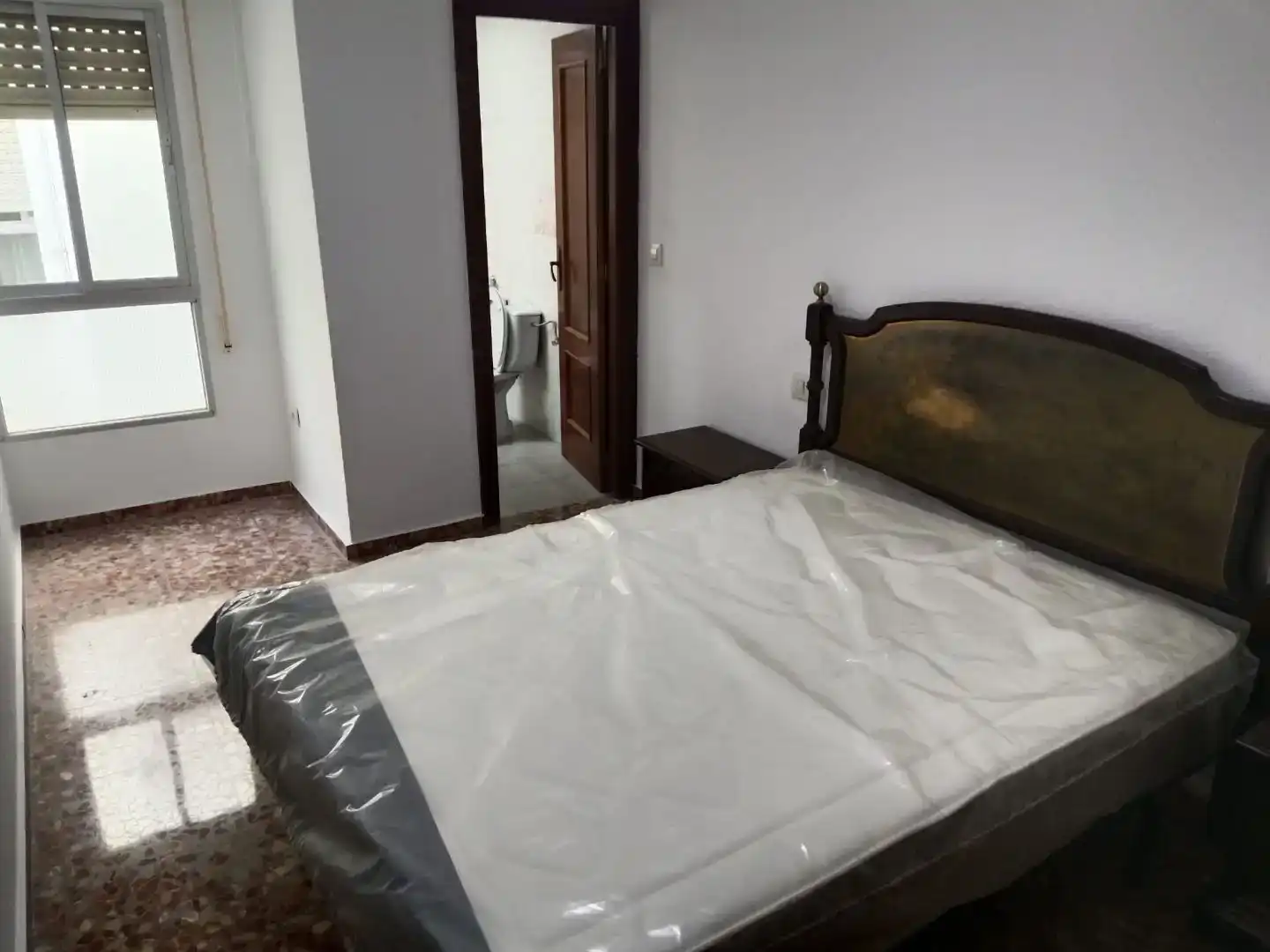 Dormitori de Pis en venda en Martos amb Aire condicionat i Balcó