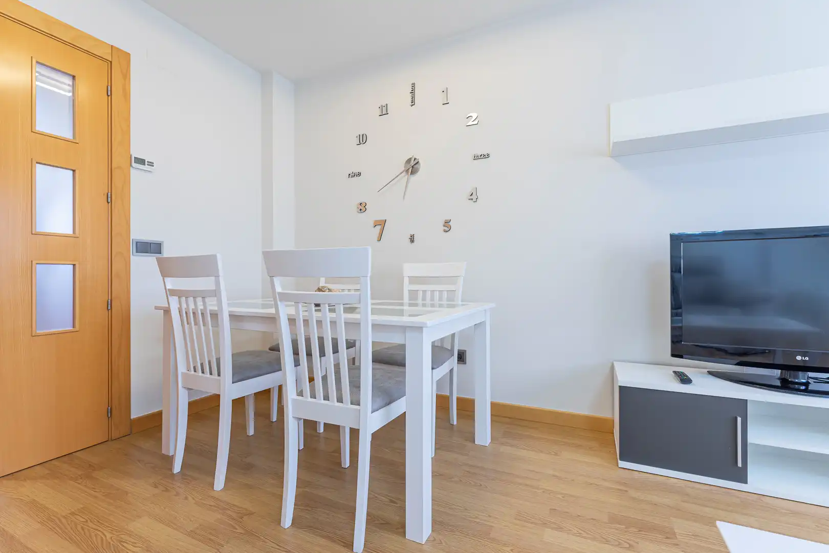 Apartment with terrace to rent in Calle Colón 36, imagen 2