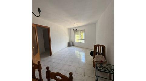 Foto 2 de Pis en venda a Sierra de Estepona - Avda. de Andalucía, Estepona