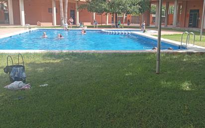 Swimming pool of Flat to rent in  Valencia Capital  with Air Conditioner and Balcony