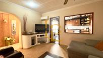 Living room of Single-family semi-detached for sale in Rubí  with Heating, Terrace and Oven