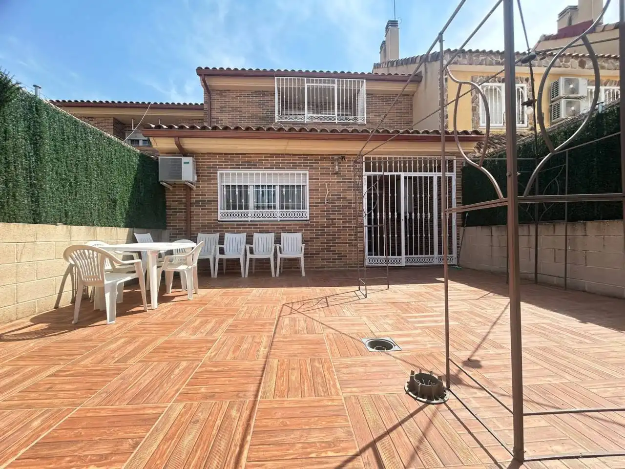 Adossat amb jardí en venda a Calle Países Bajos, imagen 16