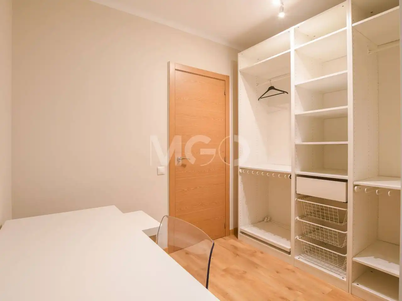 Habitación de Piso en venta en Sant Hipòlit de Voltregà con Calefacción, Parquet y Balcón