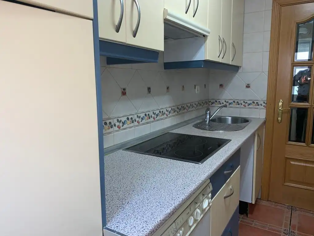 Cuina de Pis de lloguer en Mejorada del Campo amb Calefacció
