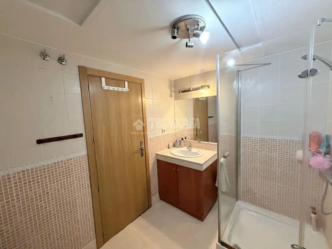 Baño de Piso en venta en Madrid con Aire acondicionado, Calefacción y Trastero